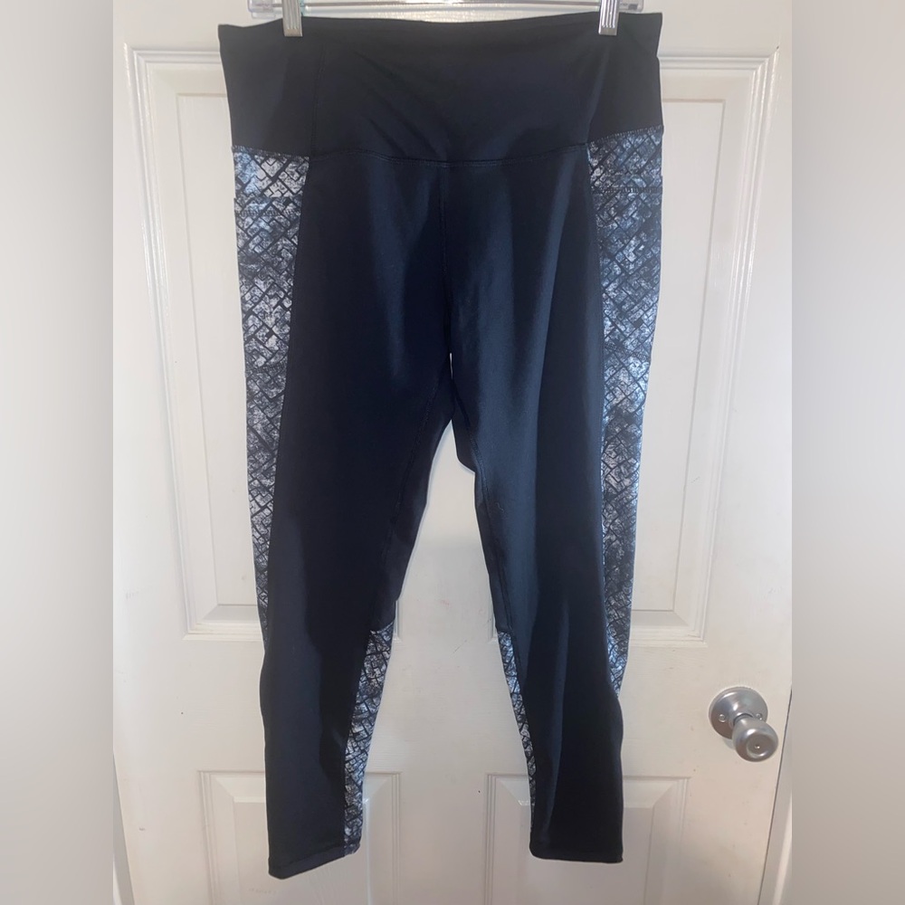 Black and Gray Women's Leggings